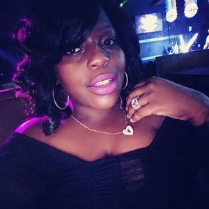 Meet your Posher, Dominique